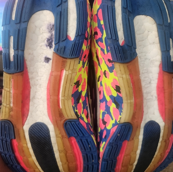 Adidas Ultraboost Sneakers - Picture 3 of 7